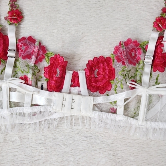 New!For Love and Lemons V-Day Floral  Embroidered Bra - Picture 10 of 12
